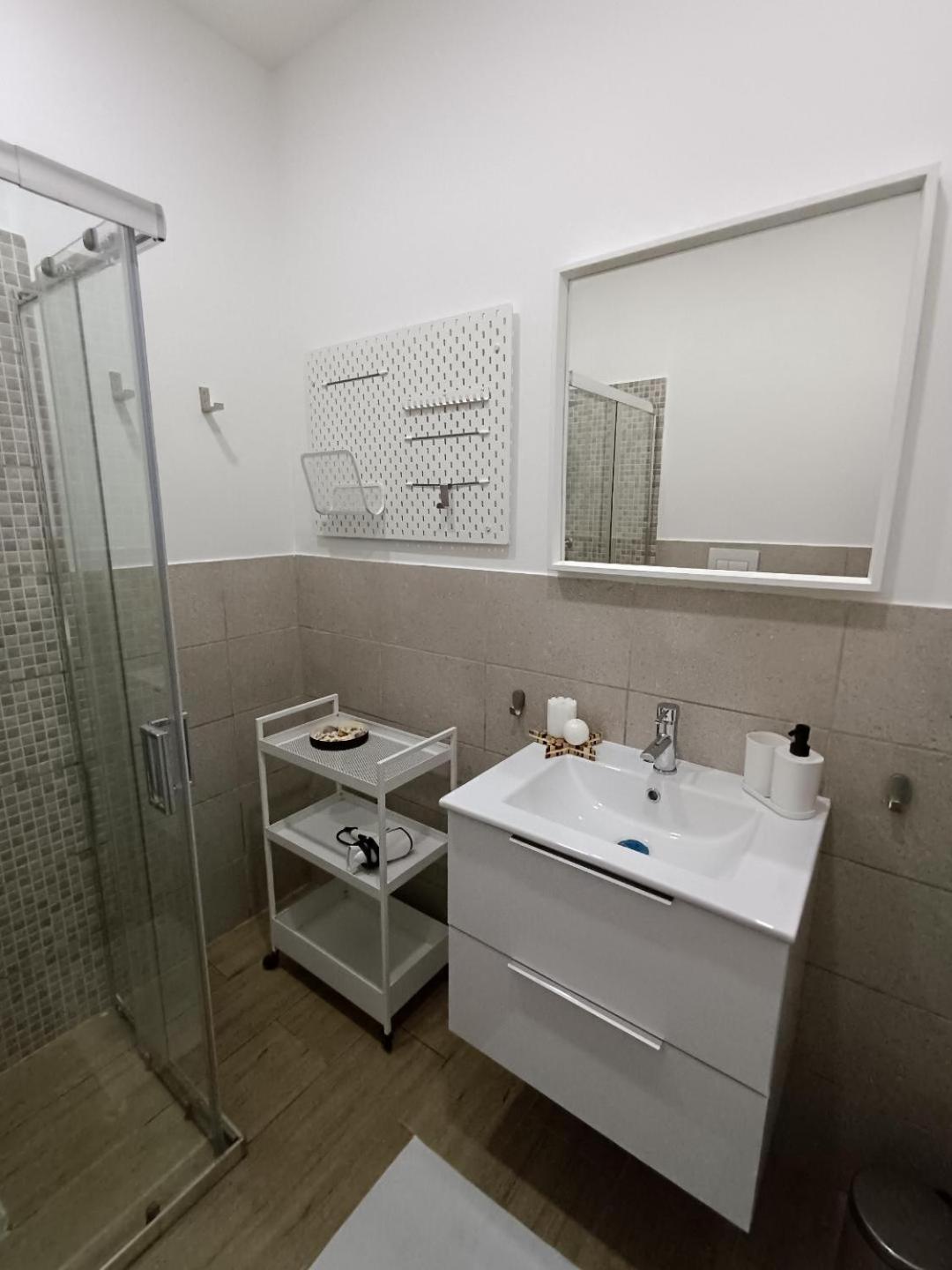 Simply House In Bari Twin Apartment Ngoại thất bức ảnh